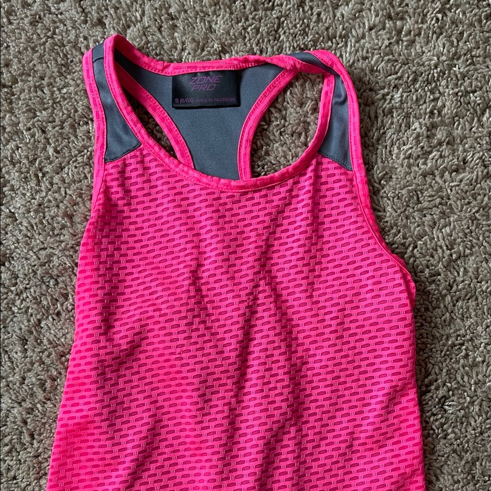 Sports tank
